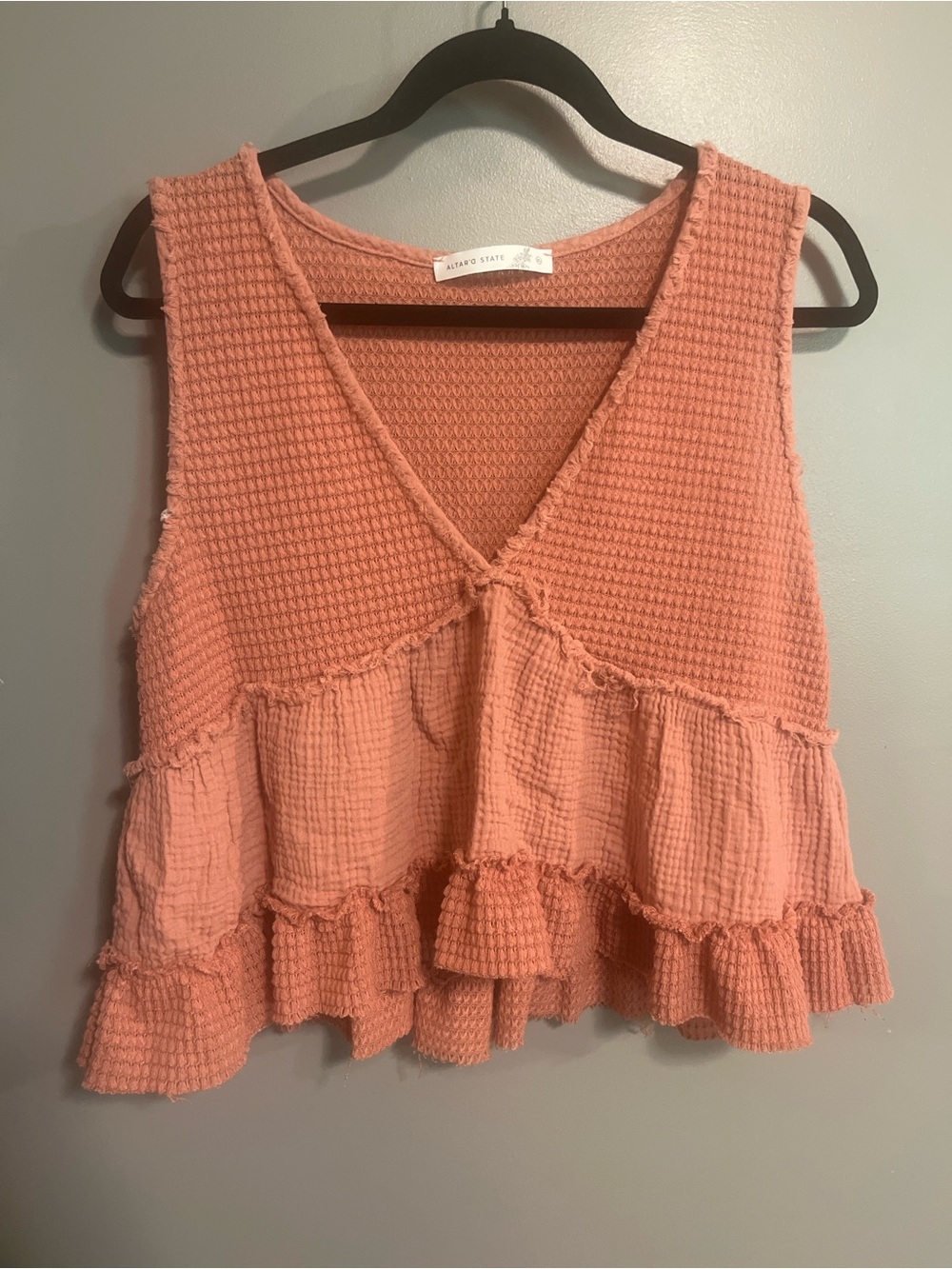 Altar'd State Peach Waffle V-Neck Tiered Crop Tank